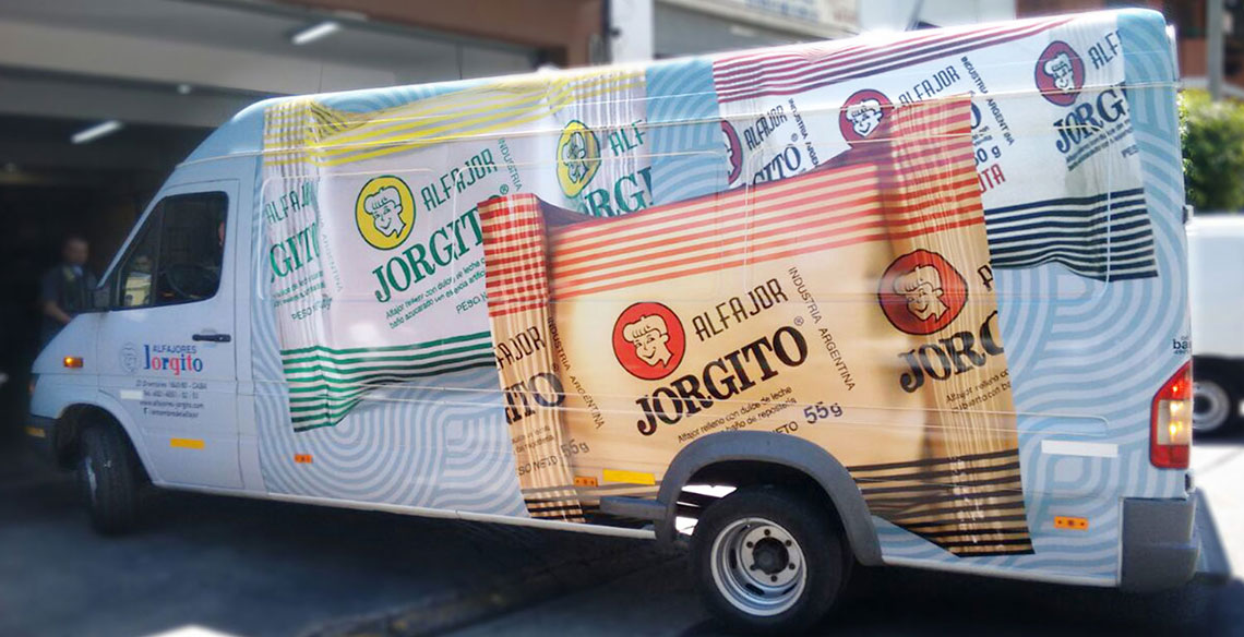 tu marca en vista de todos ploteo auto 3