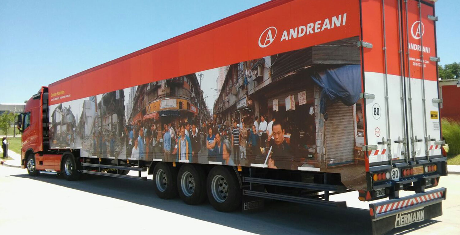 tu marca en vista de todos ploteo auto 5