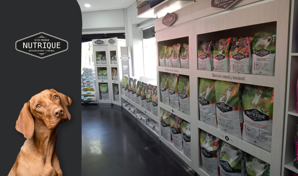 ambientacion para vitalcan + exhibidores 2